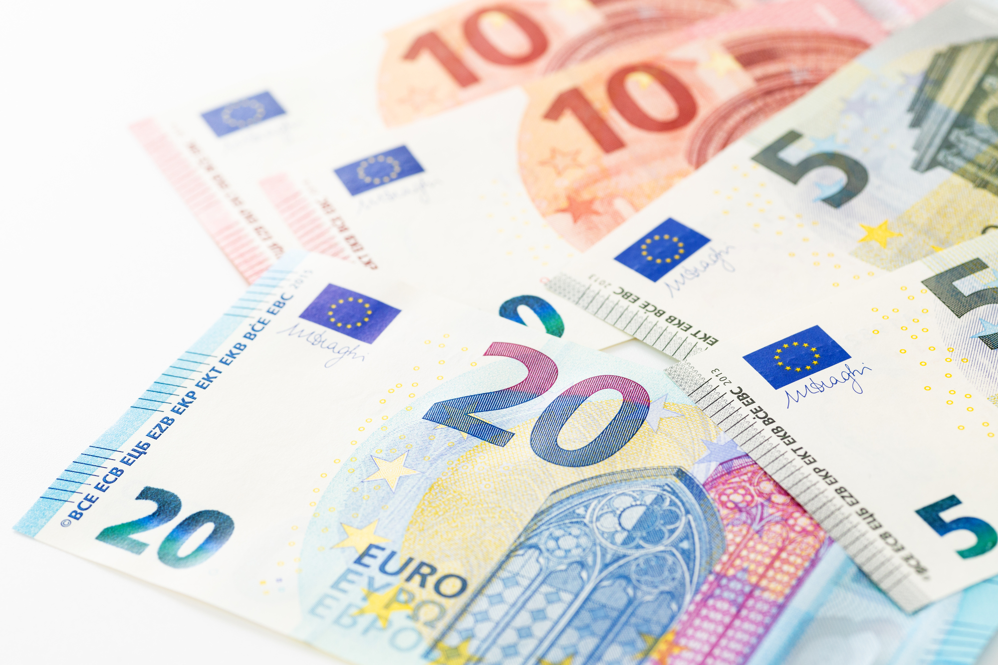 ユーロの歴史を解説 ヨーロッパ中で使われる通貨の誕生から現在まで お金の窓口